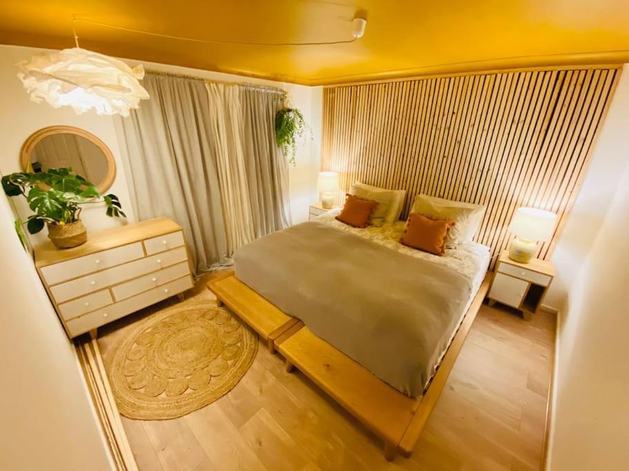 The Barefoot Bungalow In Picturesque 프레스타틴 외부 사진